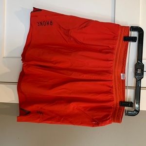 Mens Rhone athletic short, size Large